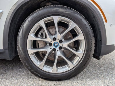 2025 BMW X5 xDrive50e Plug-In Hybrid