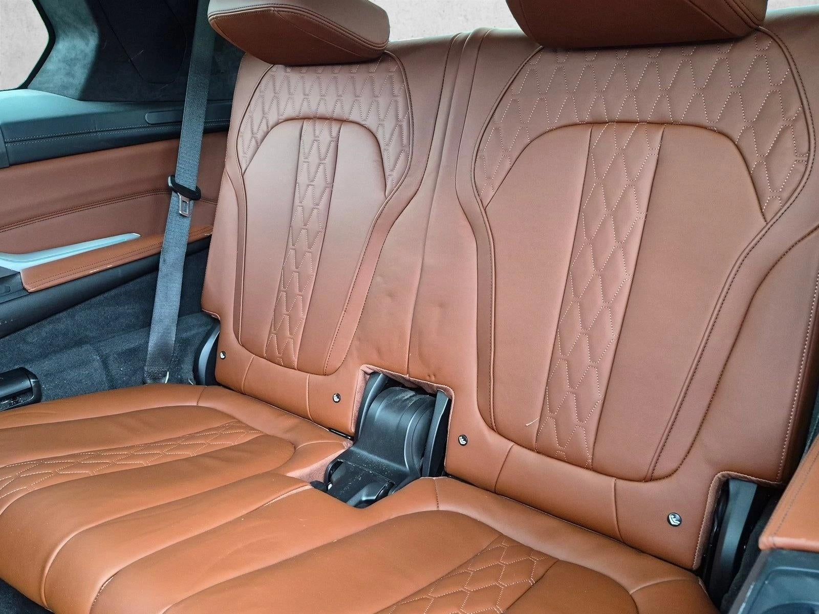 2021 BMW X7 xDrive40i Sports Activity Vehicle