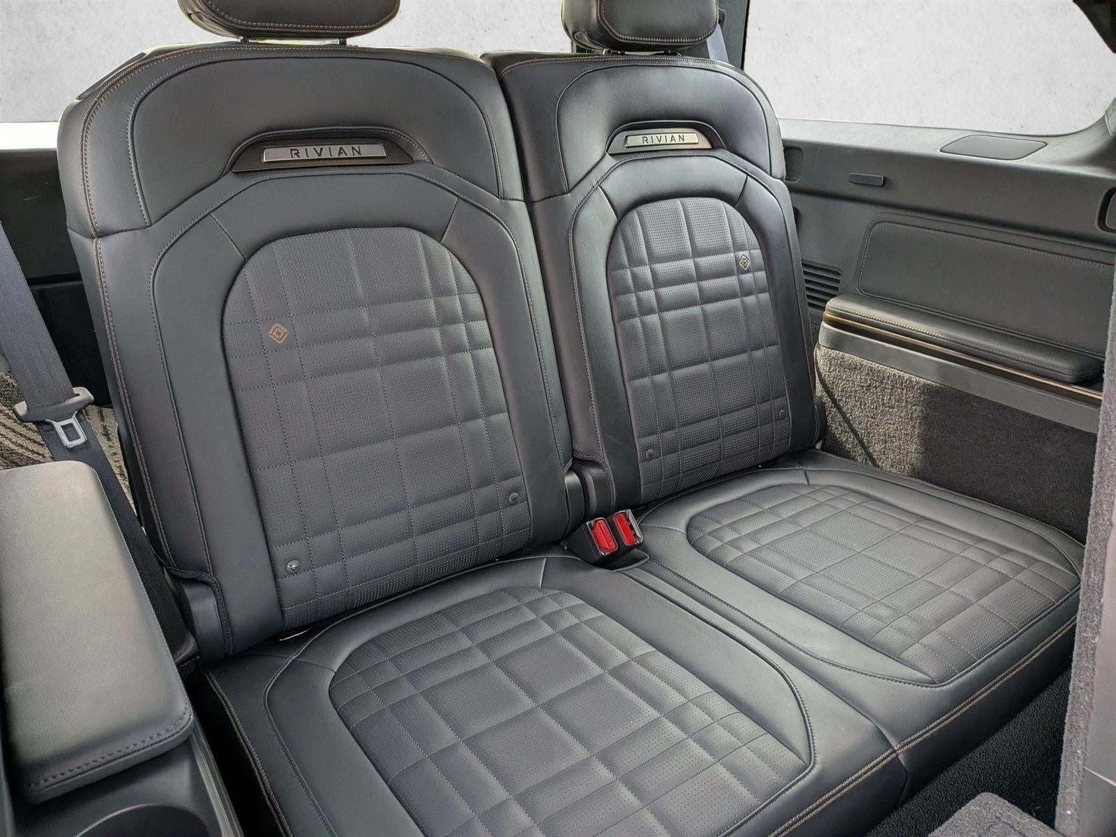 2025 Rivian R1S Ascend Tri-Motor Max Pack