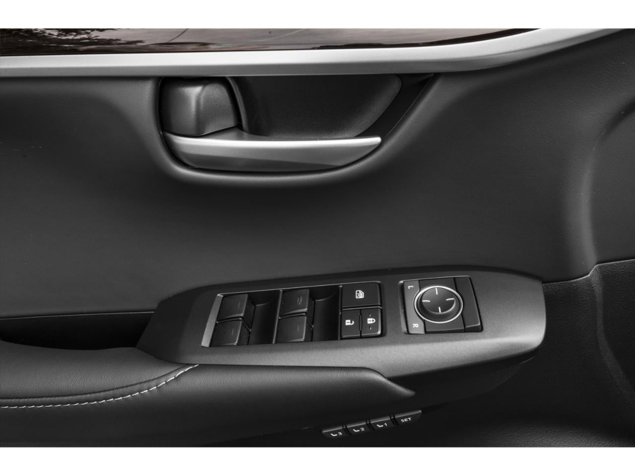 2015 Lexus NX 300h AWD 4dr