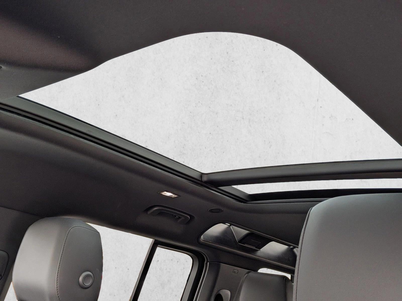 2025 Land Rover Defender 110 P300 S