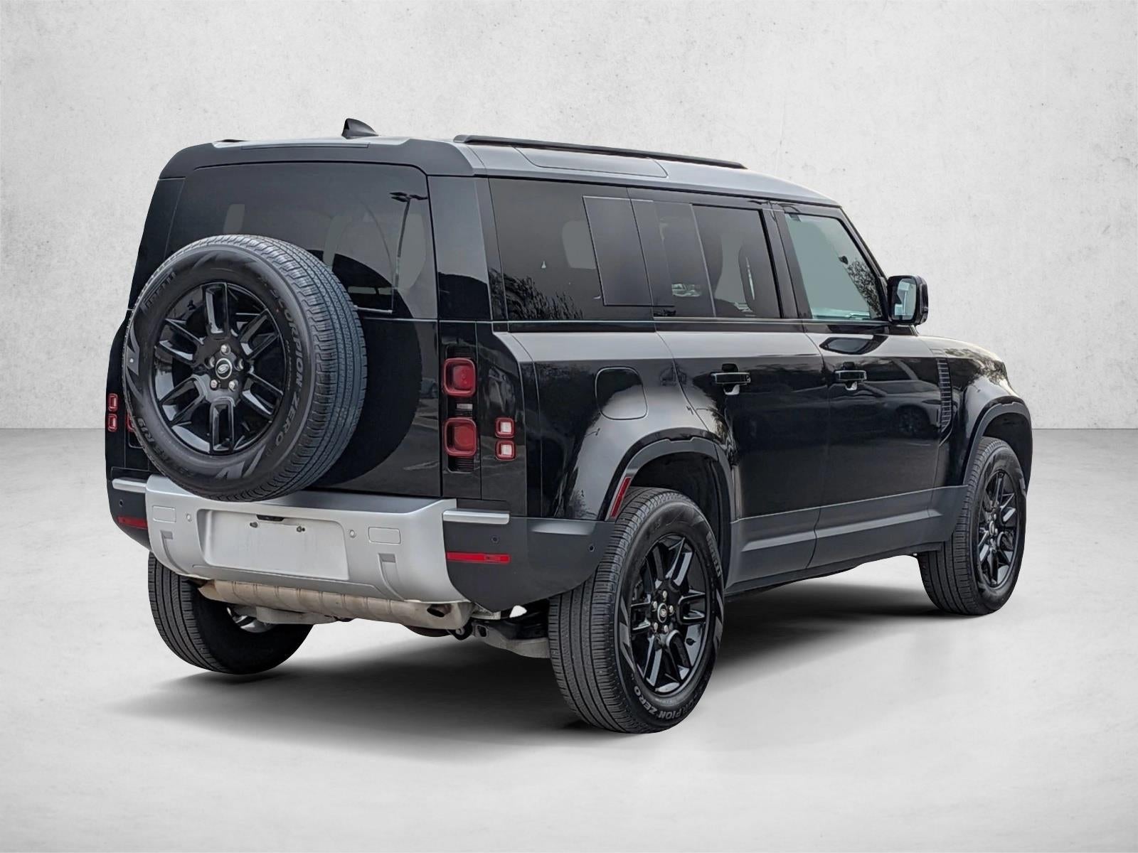 2025 Land Rover Defender 110 P300 S