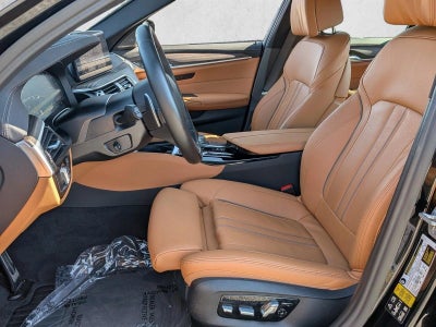 2022 BMW M550i xDrive Sedan