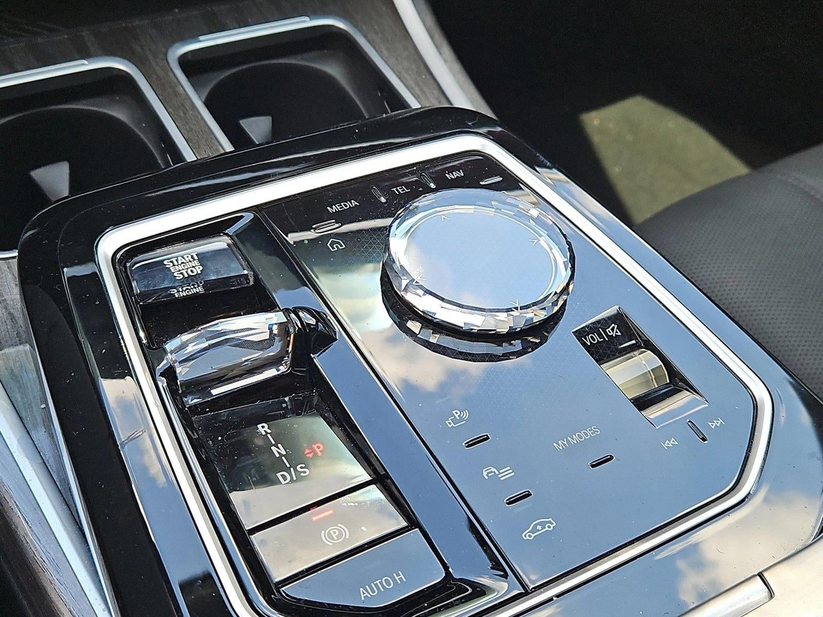 2024 BMW 740i xDrive Sedan