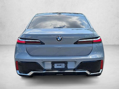 2024 BMW 740i xDrive Sedan
