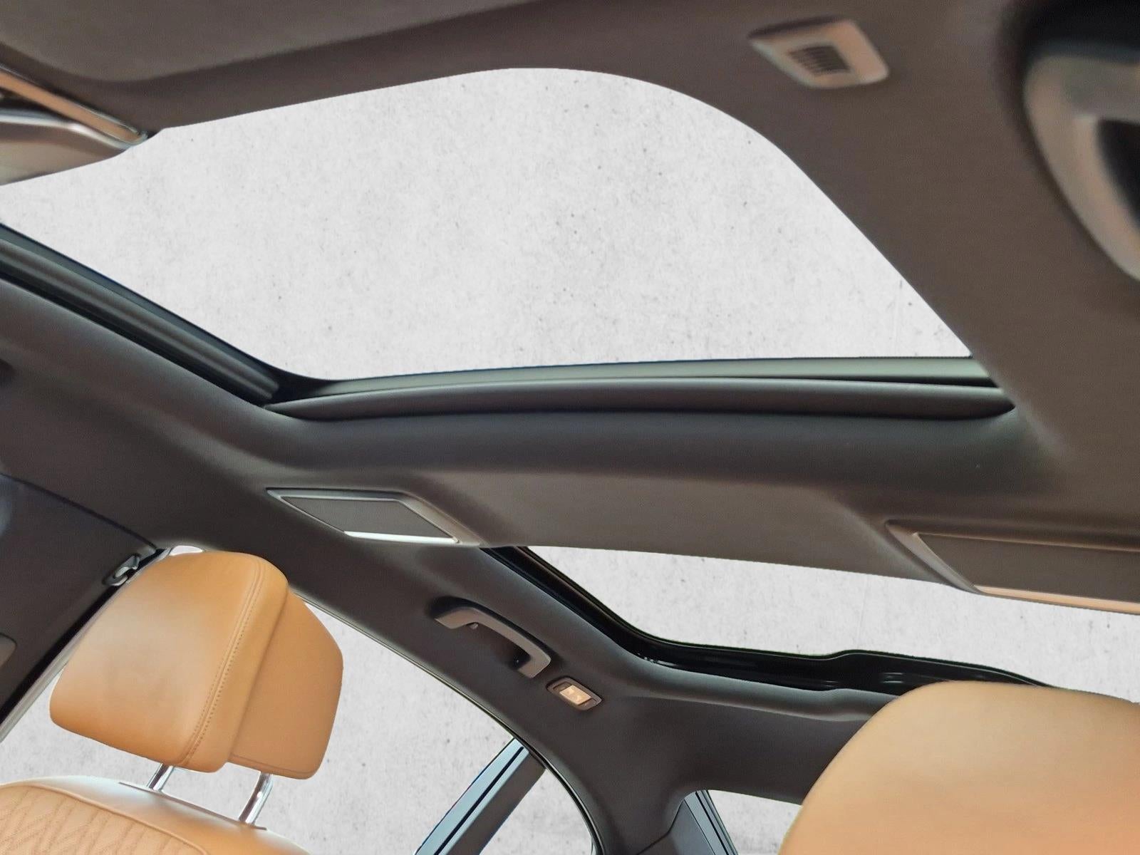 2022 BMW 745e xDrive Plug-In Hybrid