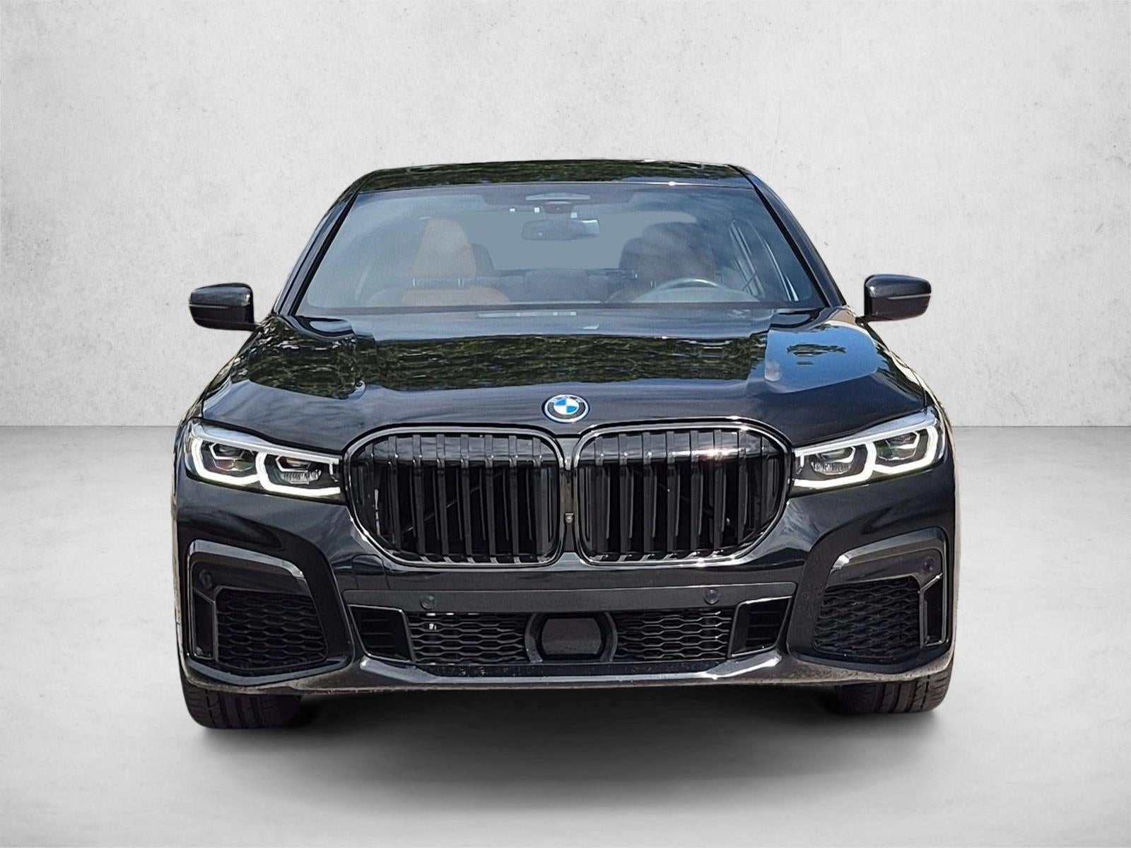 2022 BMW 745e xDrive Plug-In Hybrid