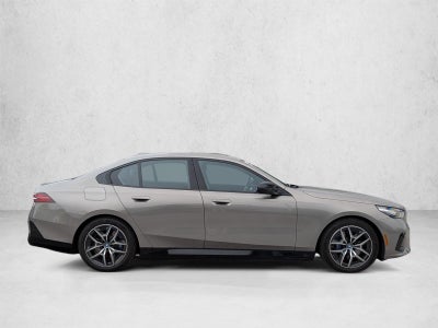 2025 BMW i5 M60 Sedan
