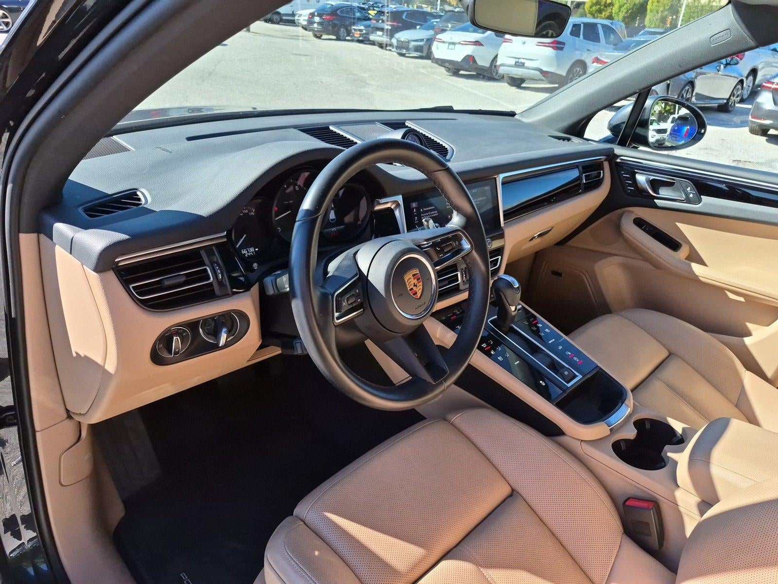 2022 Porsche Macan AWD