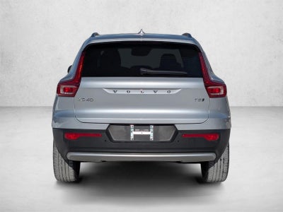 2019 Volvo XC40 T5 AWD Momentum
