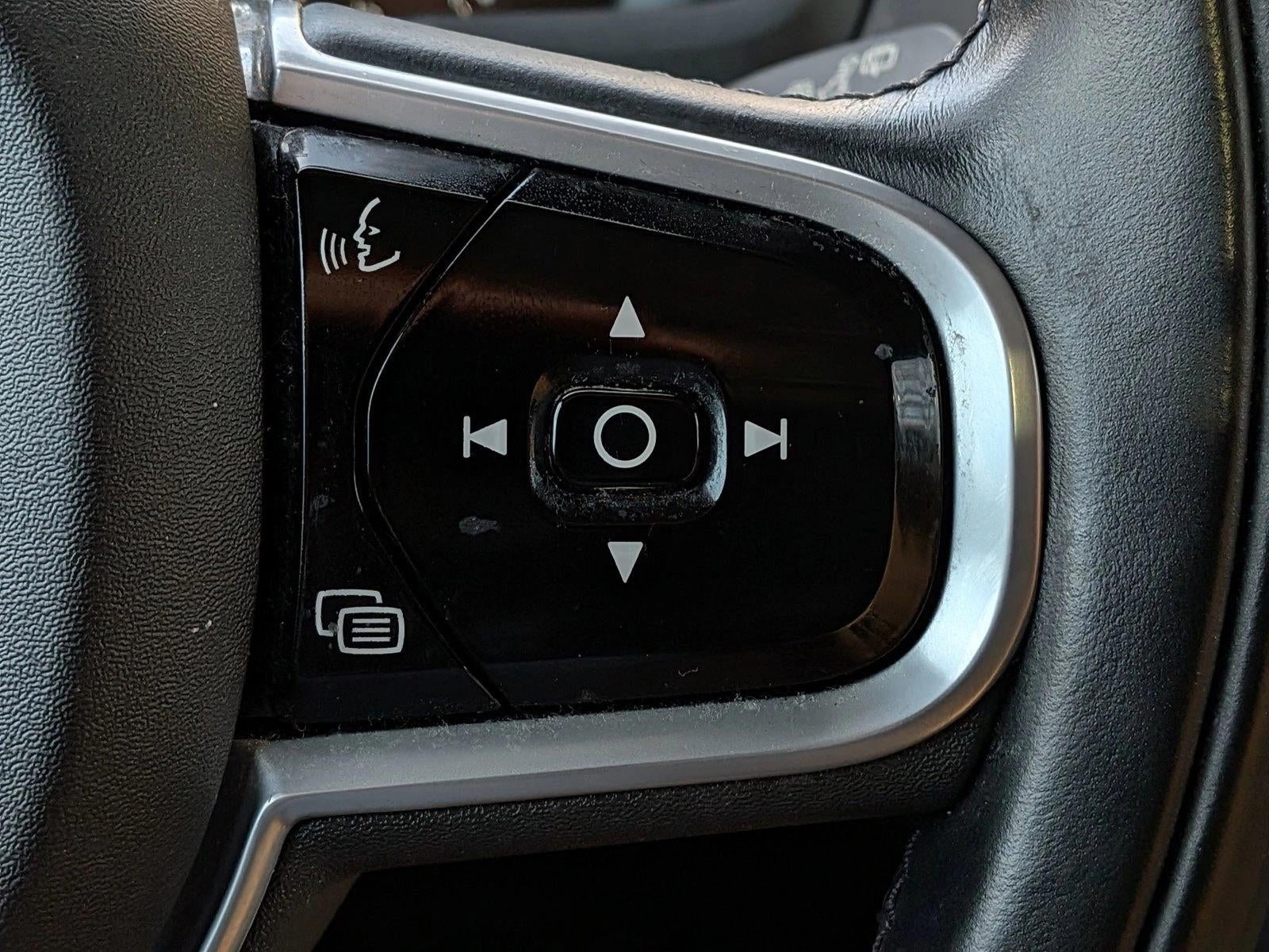 2021 Volvo XC90 Recharge T8 eAWD PHEV Inscription Expression 7P