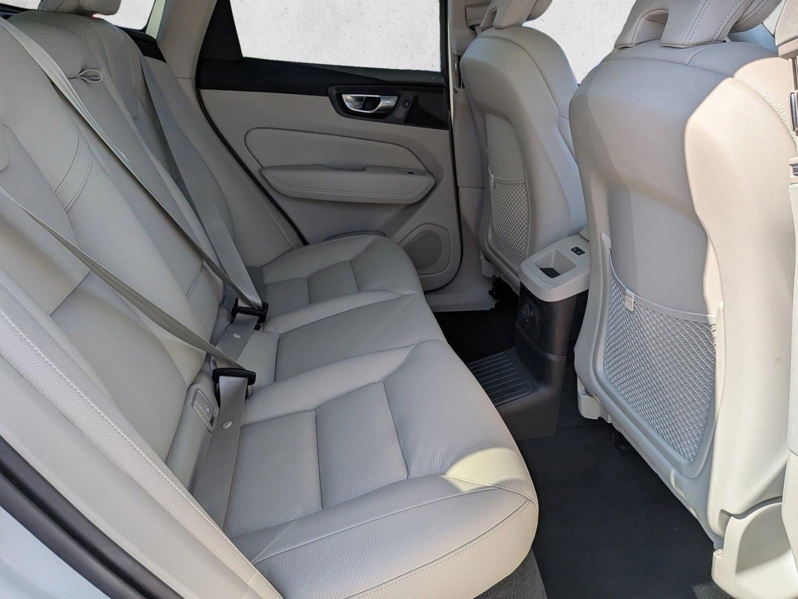 2024 Volvo XC60 Recharge Plug-In Hybrid T8 eAWD PHEV Plus Dark Theme