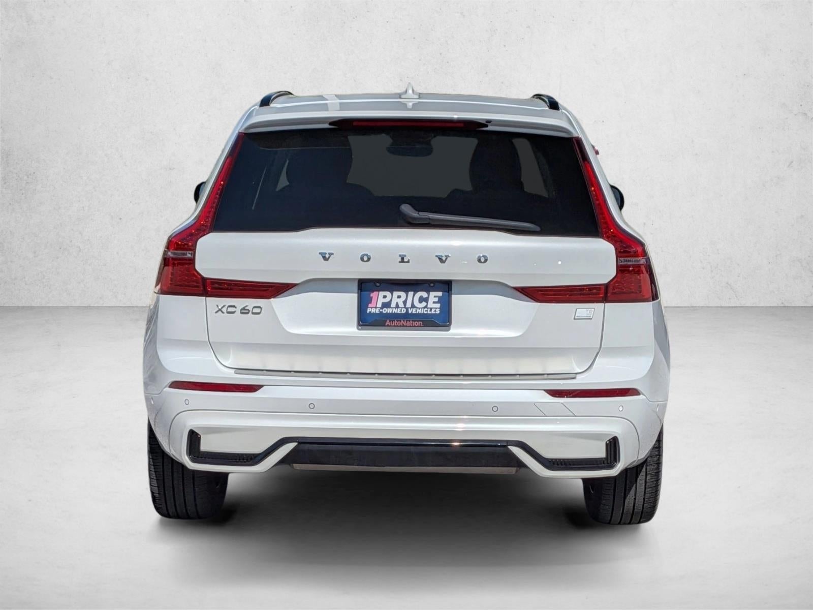 2024 Volvo XC60 Recharge Plug-In Hybrid T8 eAWD PHEV Plus Dark Theme