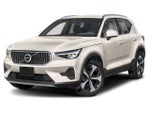 2025 Volvo XC40 B5 AWD Ultra Dark Theme