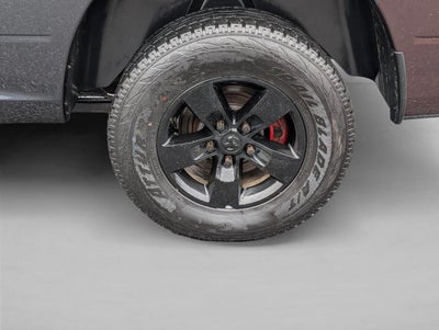 2019 RAM 1500 Classic Express 4x4 Quad Cab 6'4" Box