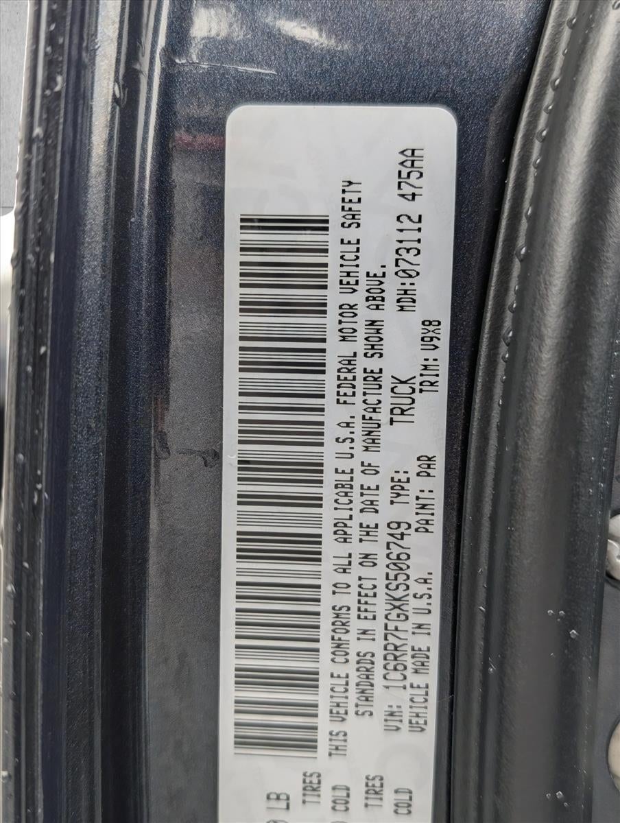 2019 RAM 1500 Classic Express 4x4 Quad Cab 6'4" Box