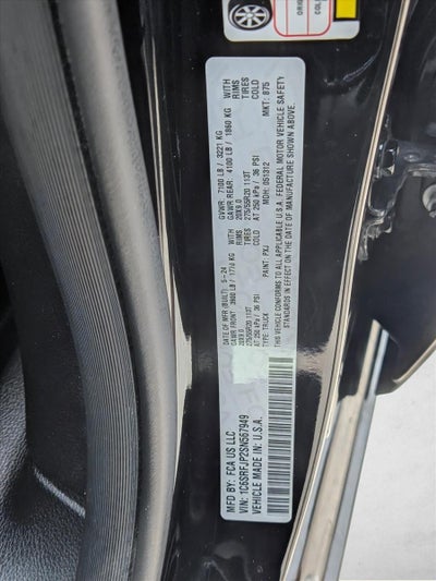 2025 RAM 1500 Laramie 4x4 Crew Cab 5'7" Box