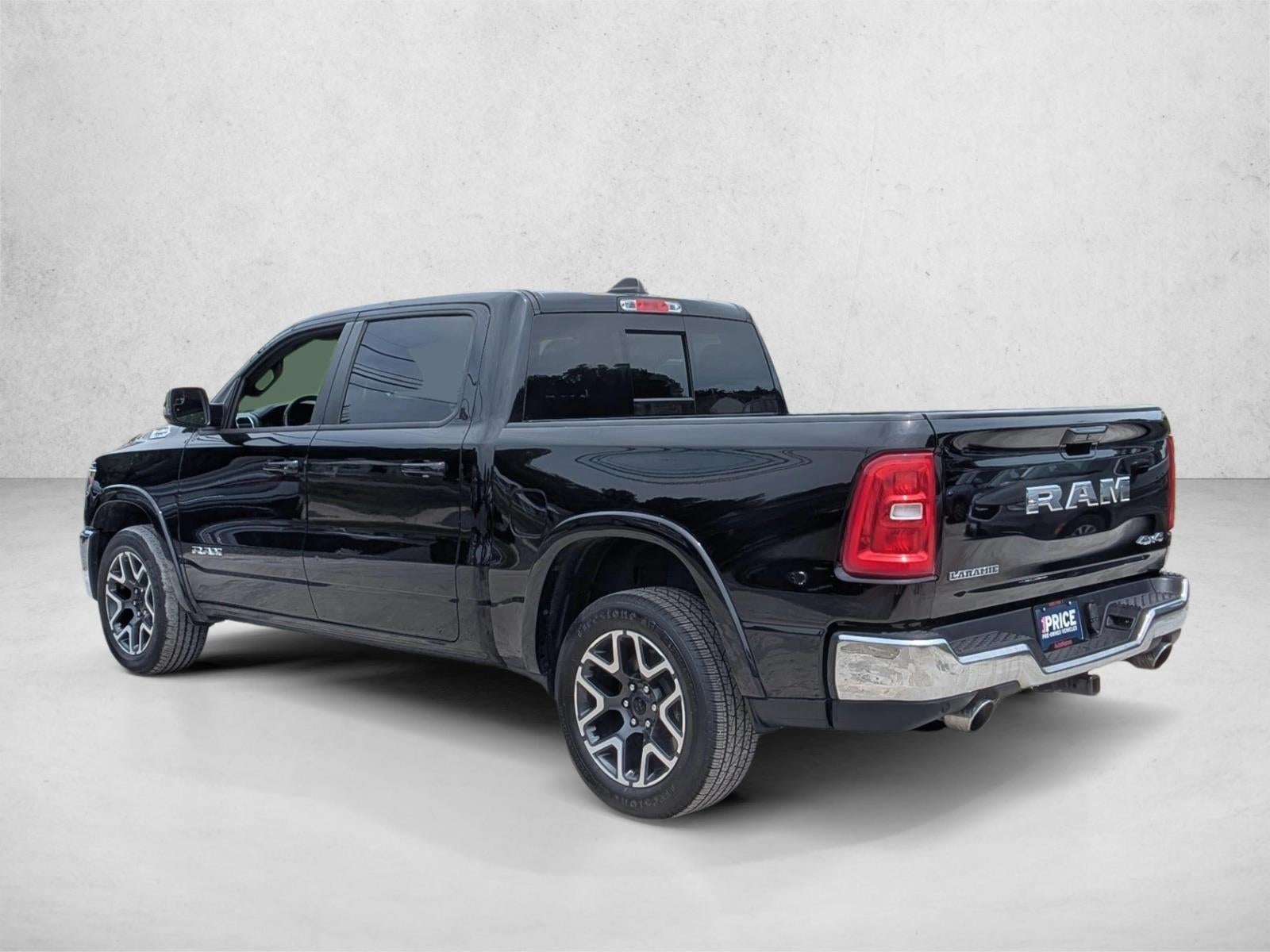 2025 RAM 1500 Laramie 4x4 Crew Cab 5'7" Box