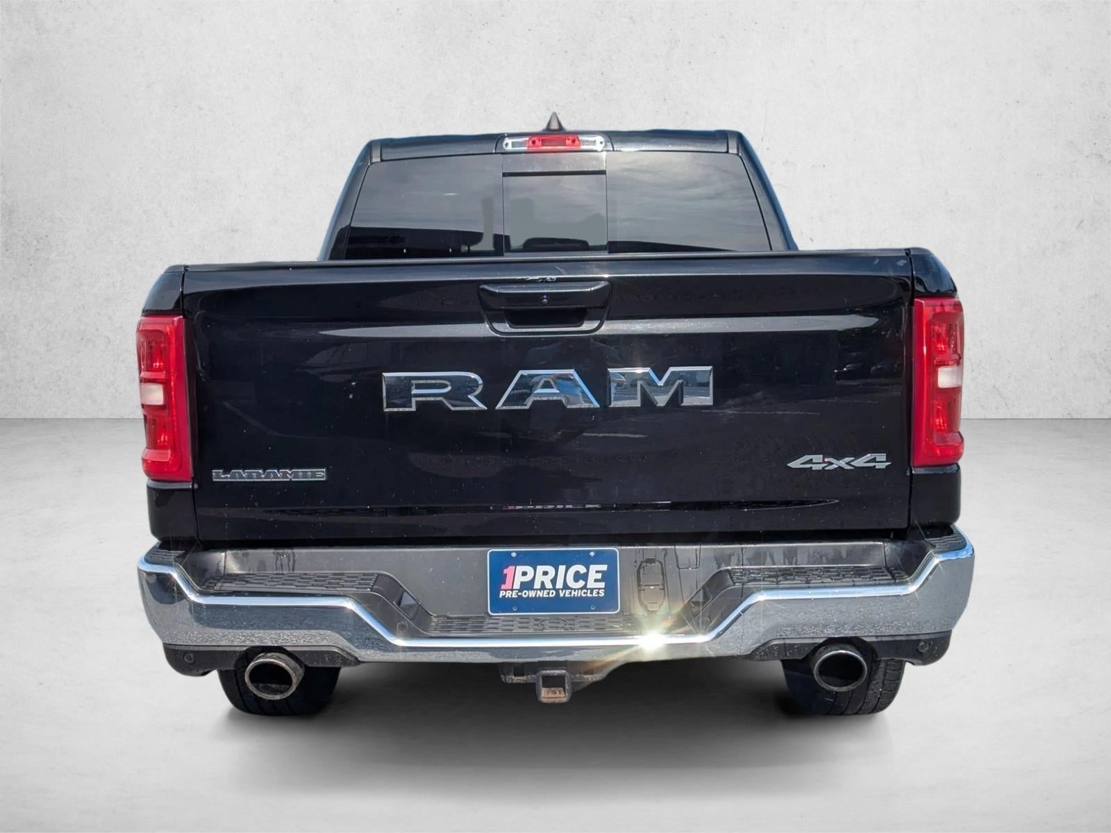 2025 RAM 1500 Laramie 4x4 Crew Cab 5'7" Box