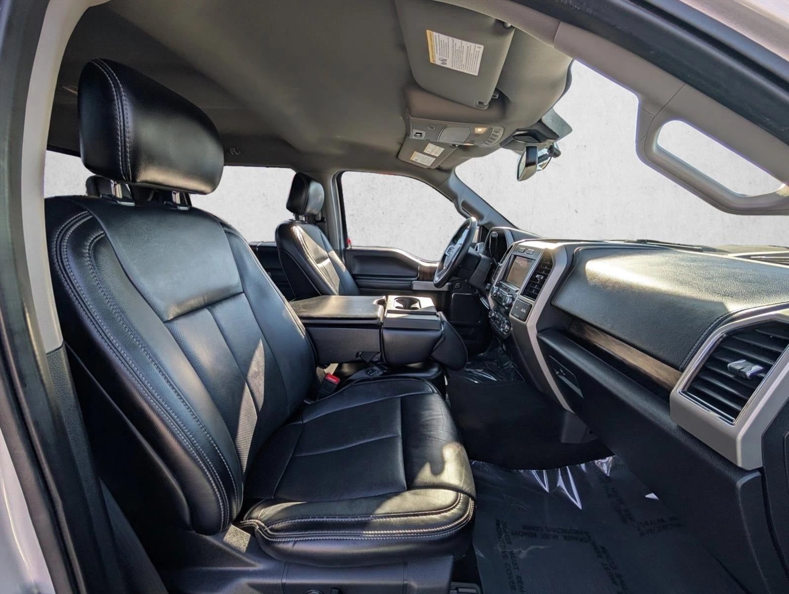 2019 Ford F-150 LARIAT 4WD SuperCrew 5.5' Box