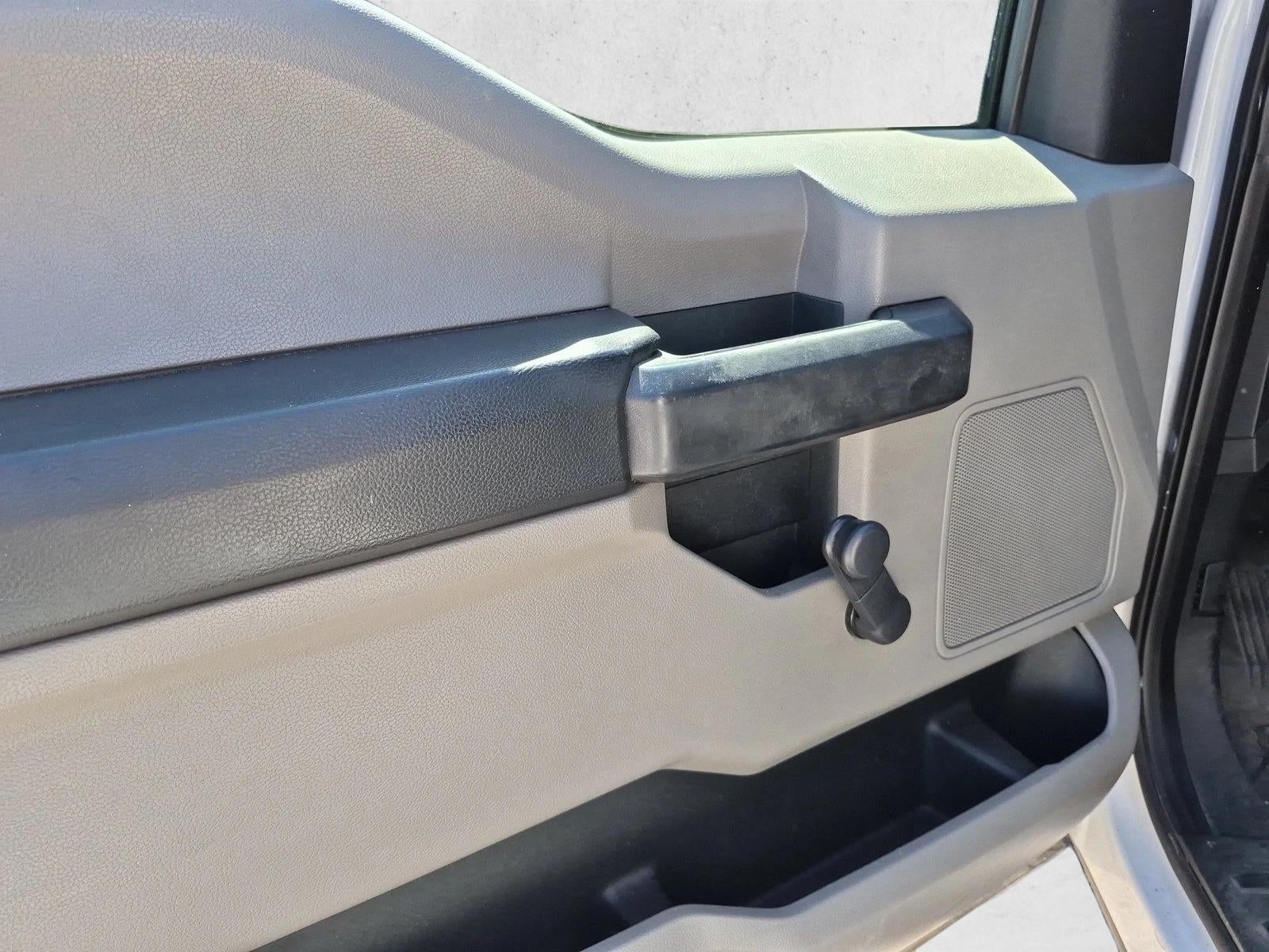 2015 Ford F-150 2WD Regular Cab 6-1/2 Ft Box XL
