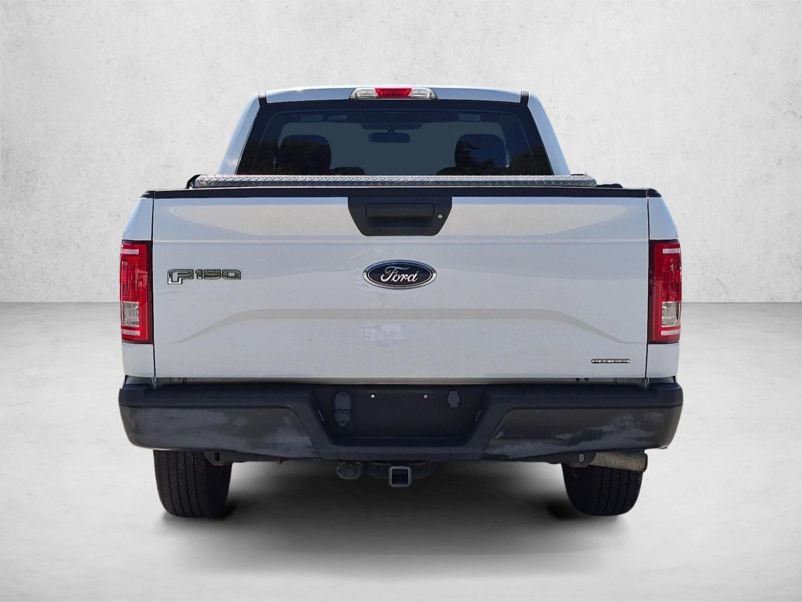 2015 Ford F-150 2WD Regular Cab 6-1/2 Ft Box XL