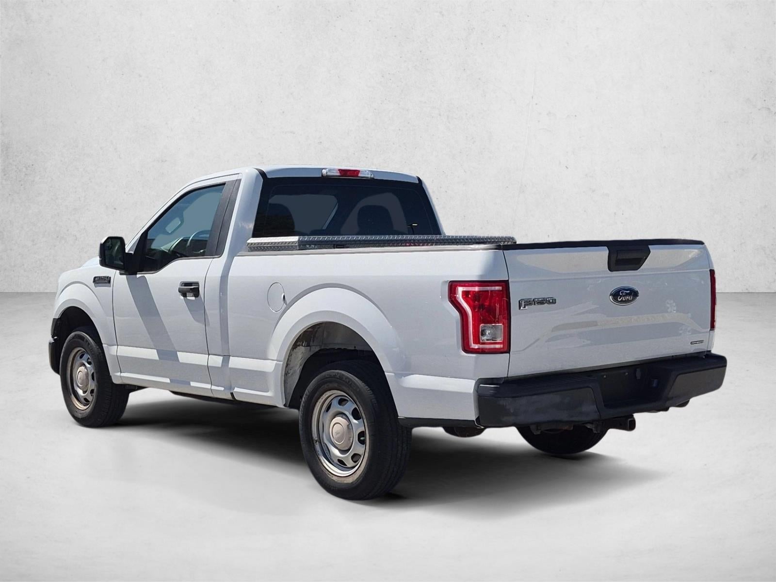 2015 Ford F-150 2WD Regular Cab 6-1/2 Ft Box XL