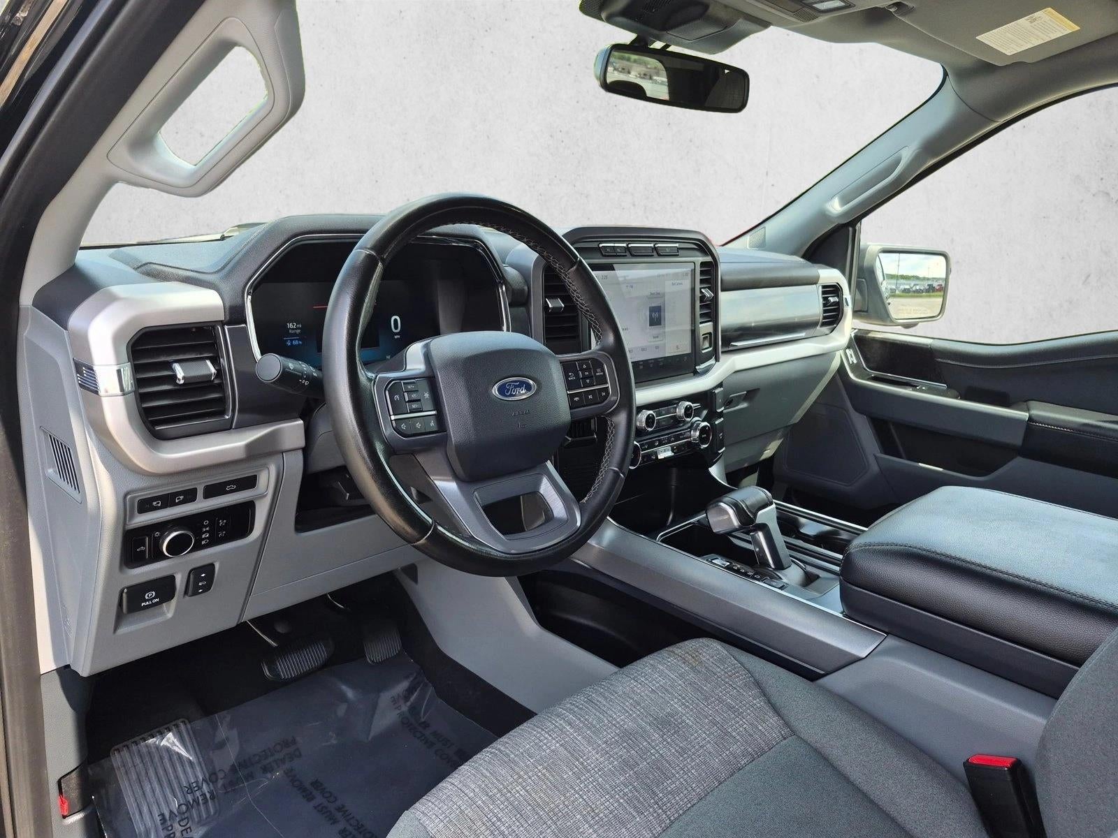 2023 Ford F-150 Lightning XLT 4WD SuperCrew 5.5' Box