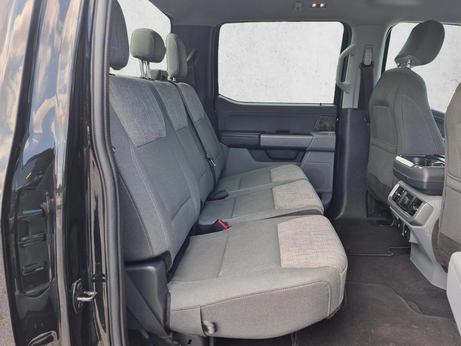 2023 Ford F-150 Lightning XLT 4WD SuperCrew 5.5' Box