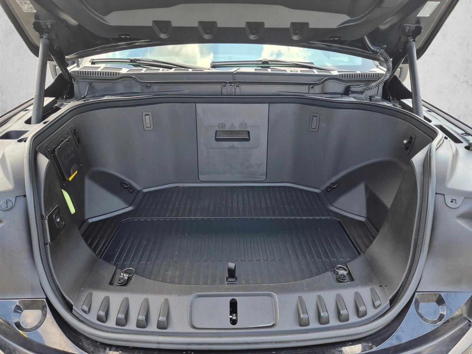 2023 Ford F-150 Lightning XLT 4WD SuperCrew 5.5' Box
