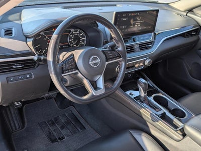 2023 Nissan Altima 2.5 SR Sedan