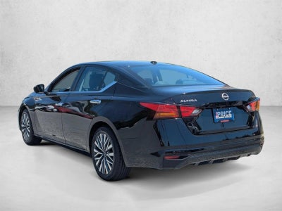 2024 Nissan Altima 2.5 SV Sedan