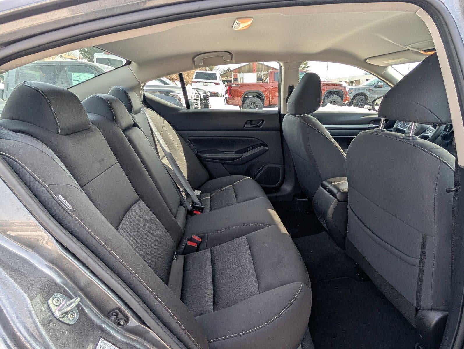 2023 Nissan Altima 2.5 SV Sedan