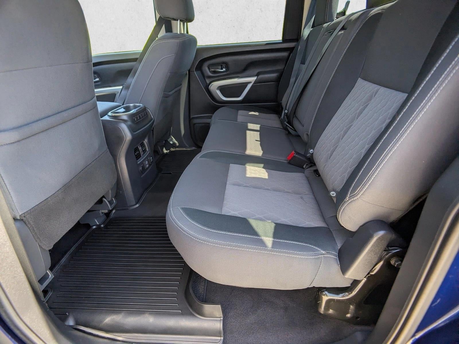 2024 Nissan Titan 4x4 Crew Cab SV