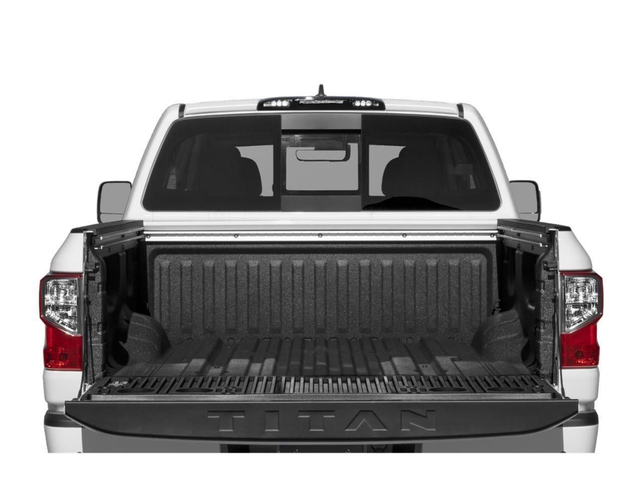 2024 Nissan Titan 4x4 Crew Cab SV