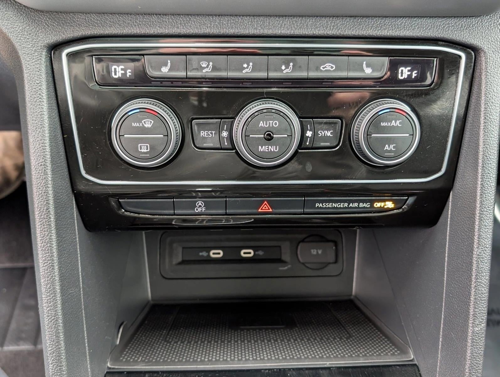 2022 Volkswagen Atlas 3.6L V6 SEL R-Line Black 4MOTION