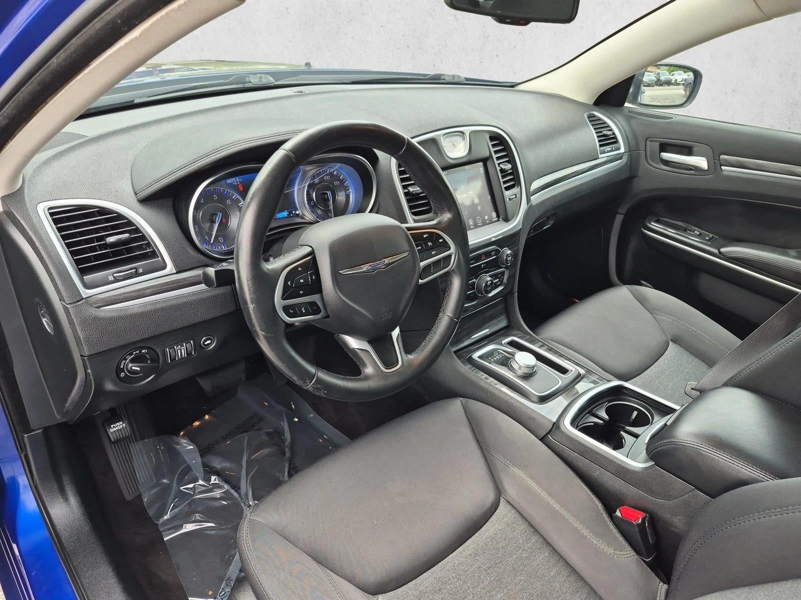 2018 Chrysler 300 Touring RWD