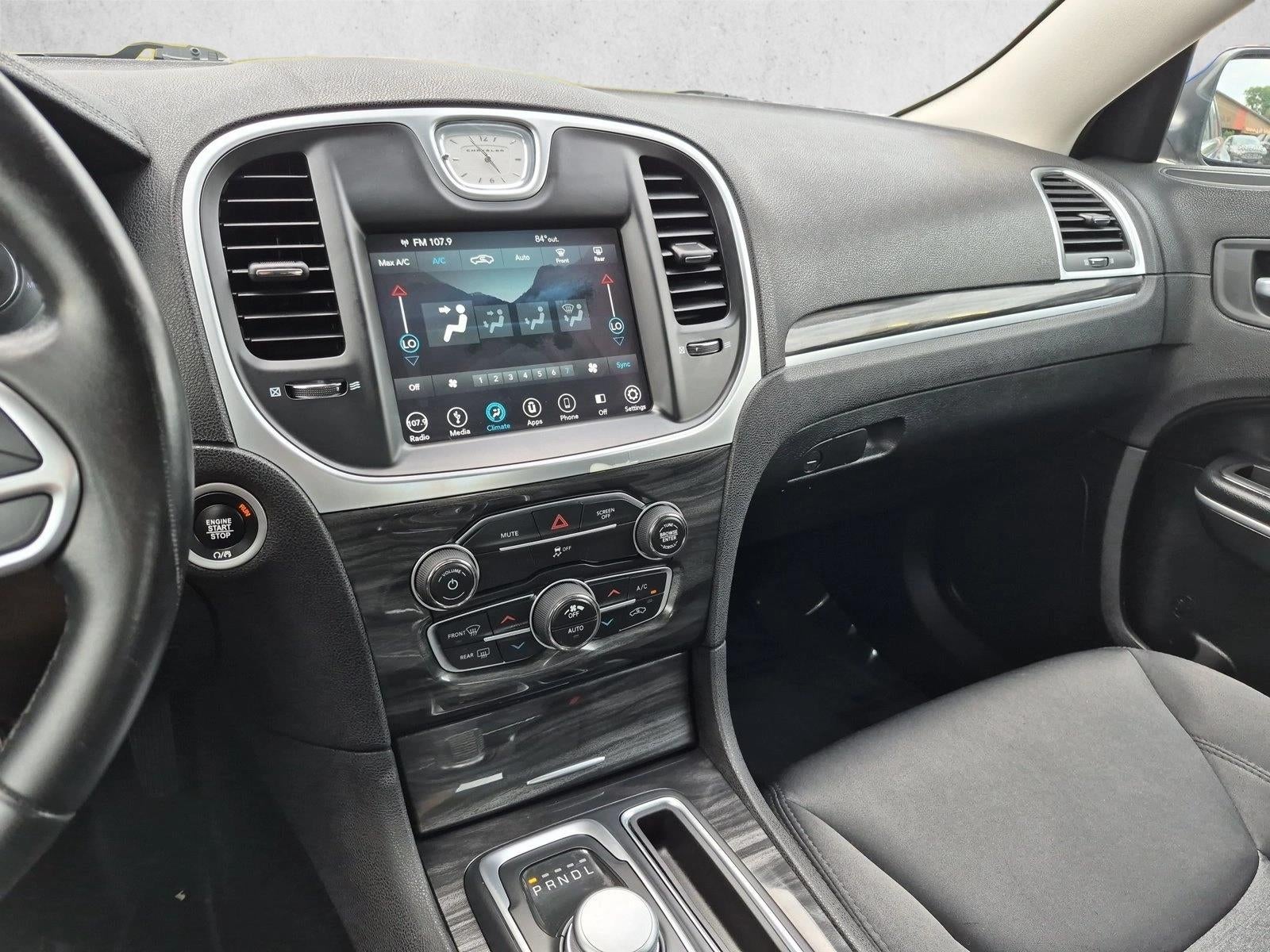 2018 Chrysler 300 Touring RWD