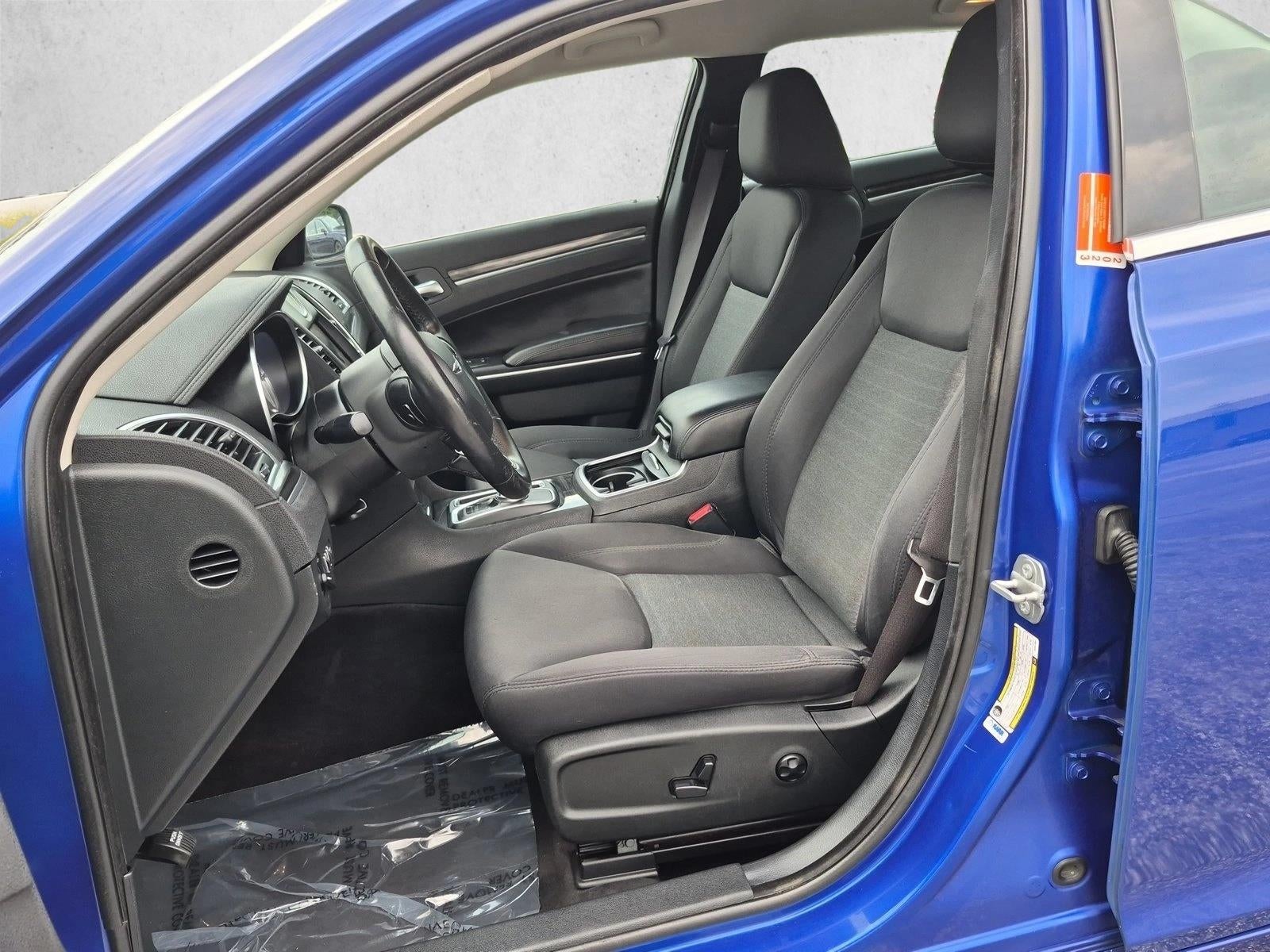 2018 Chrysler 300 Touring RWD