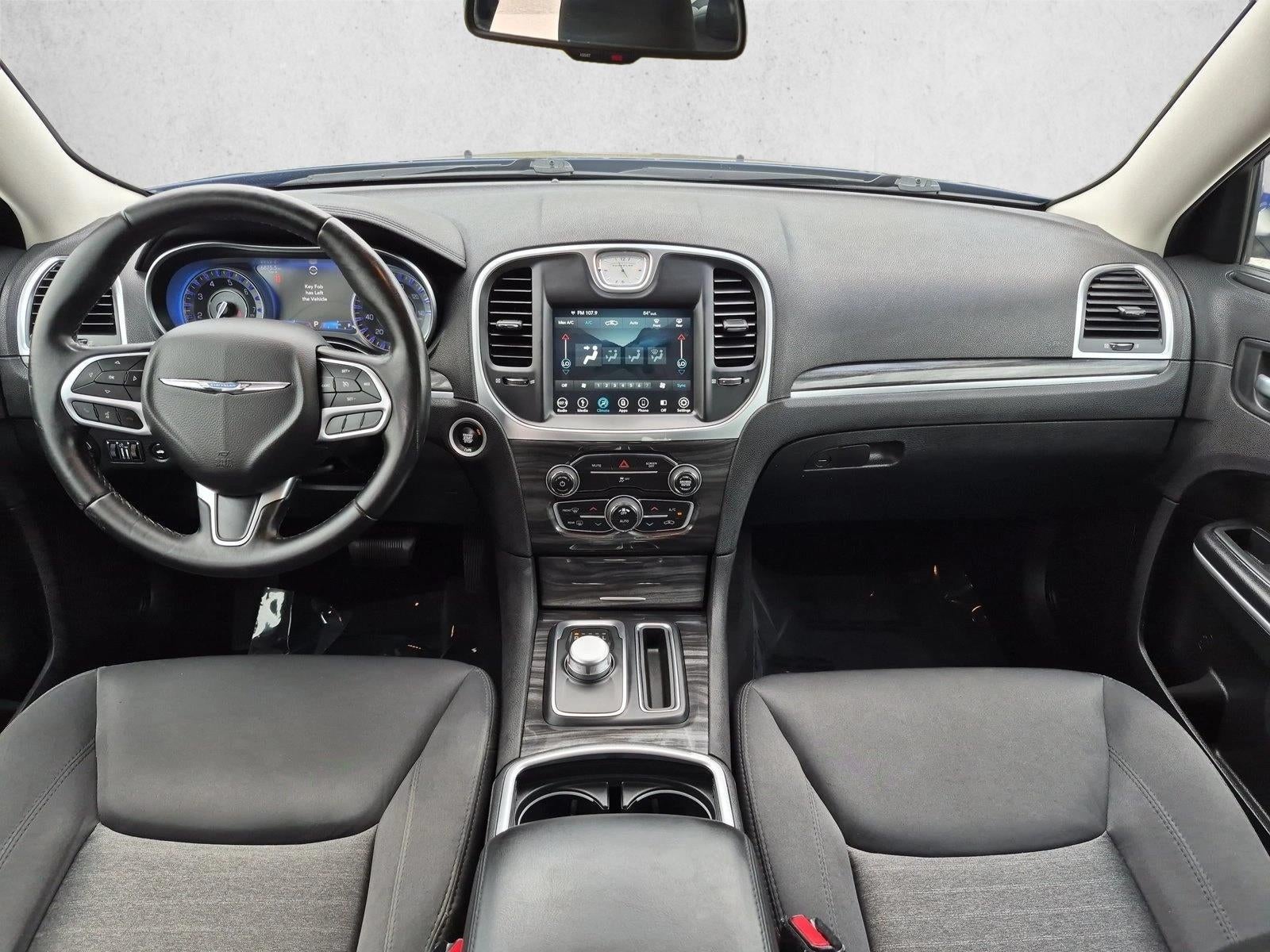 2018 Chrysler 300 Touring RWD
