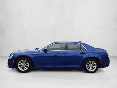 2018 Chrysler 300 Touring RWD