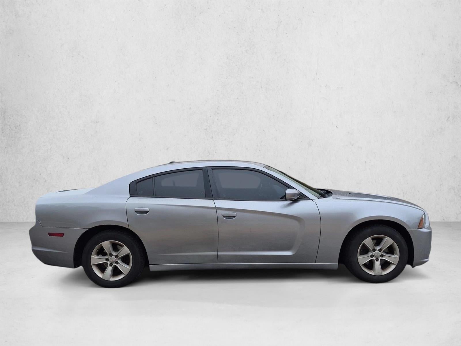 2014 Dodge Charger 4dr Sdn SXT RWD