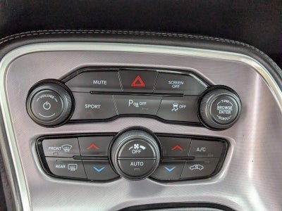 2019 Dodge Challenger SXT RWD