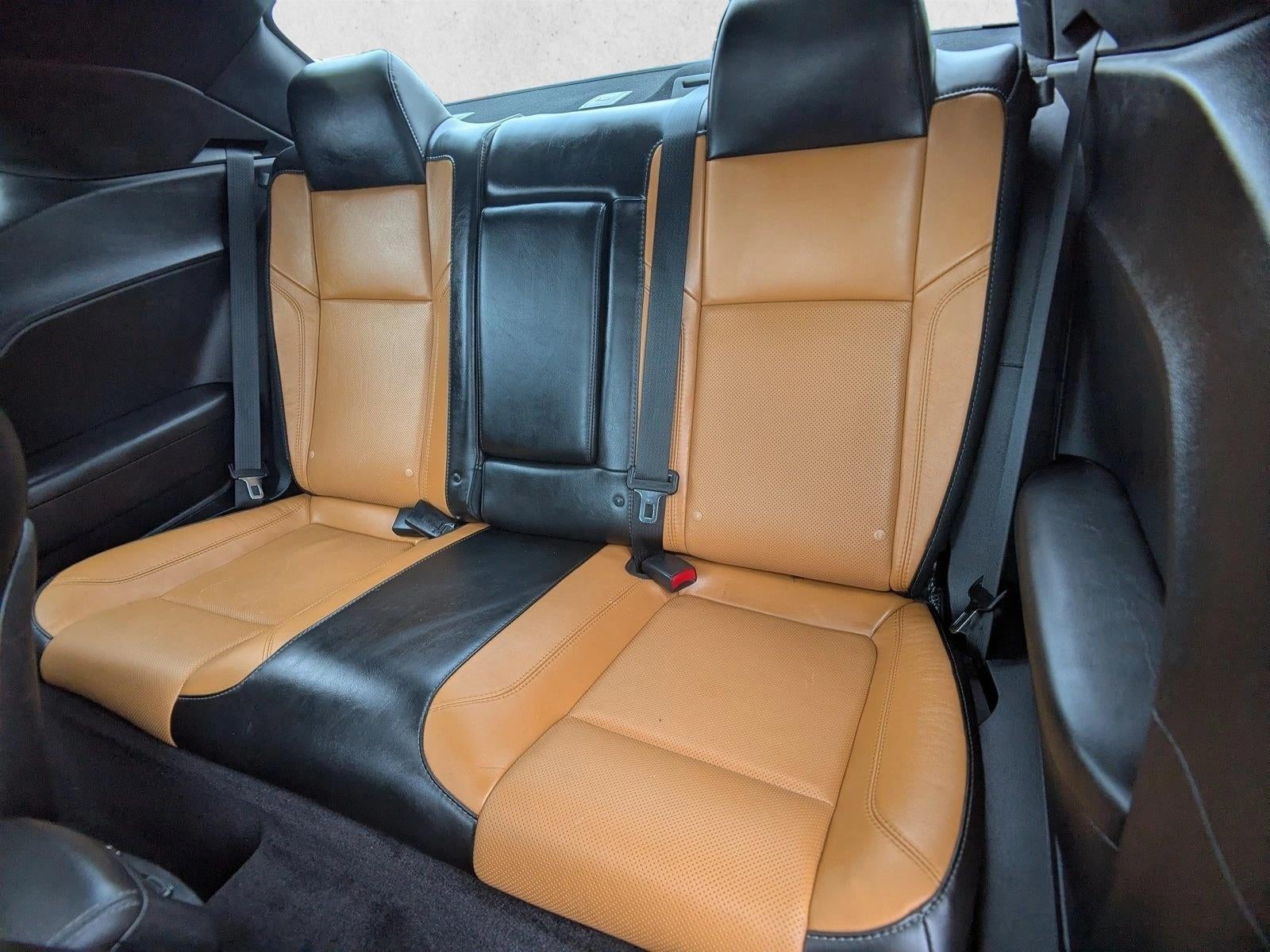 2019 Dodge Challenger SXT RWD