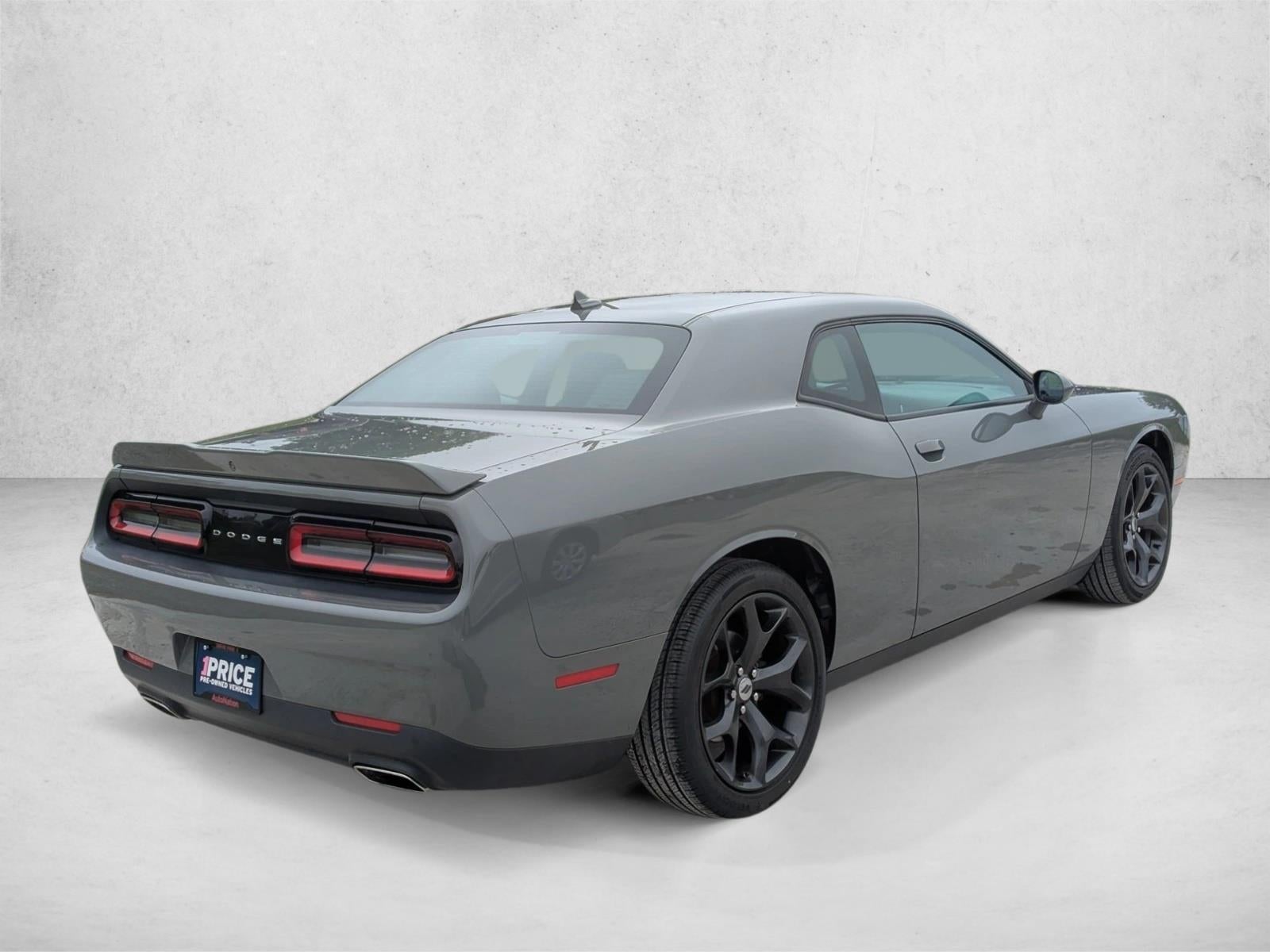 2019 Dodge Challenger SXT RWD