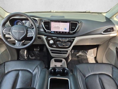2022 Chrysler Pacifica Touring L FWD