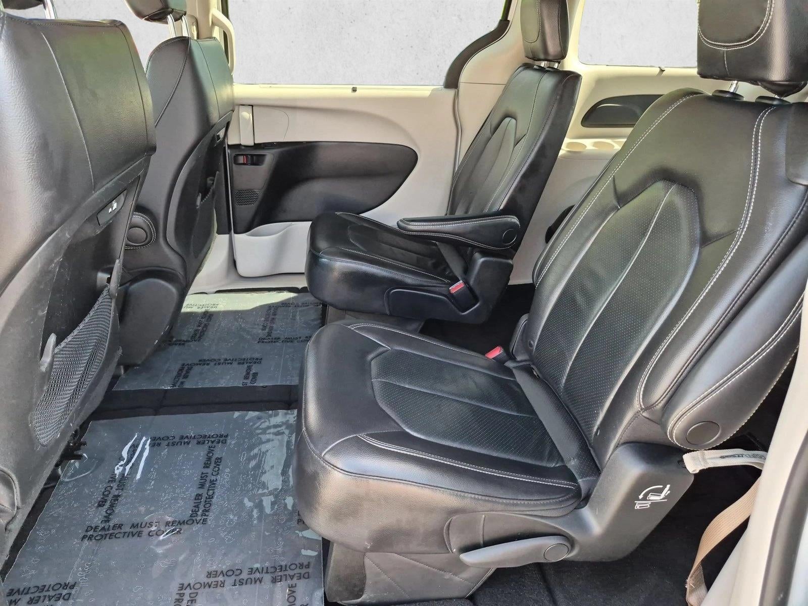 2022 Chrysler Pacifica Touring L FWD