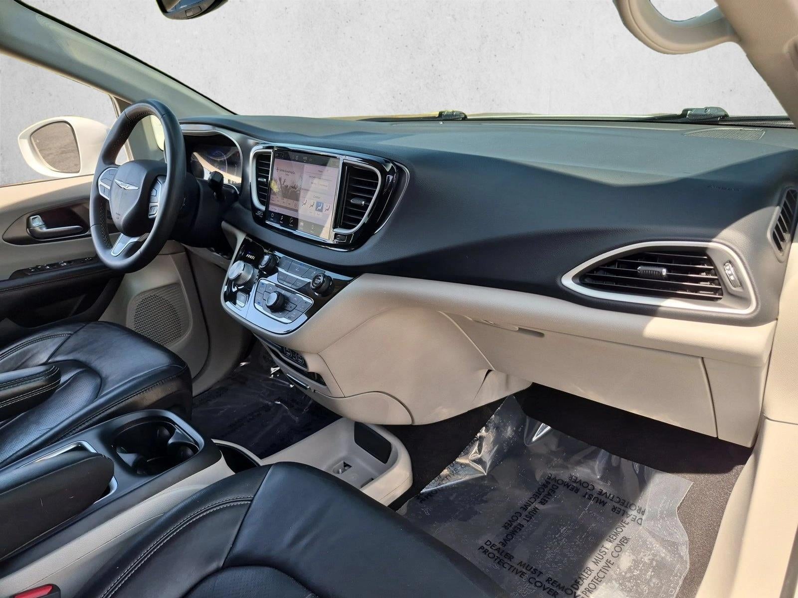 2022 Chrysler Pacifica Touring L FWD
