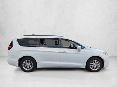 2022 Chrysler Pacifica Touring L FWD