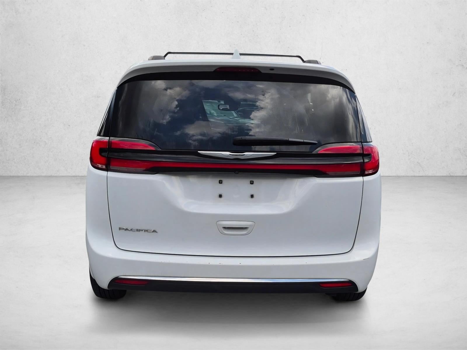 2022 Chrysler Pacifica Touring L FWD